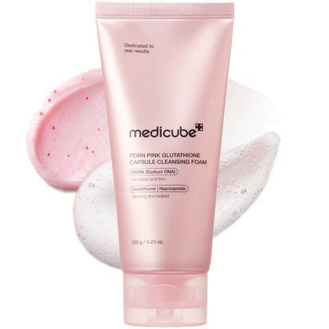 Очищающая пенка с ПДРН и глутатионом Medicube PDRN Pink Glutathione Capsule Cleansing Foam 120 г 9851 фото