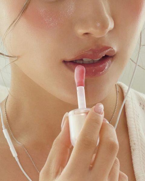 Зволожуюча олія для губ AXIS-Y Vita Glow Lip Oil Chilled Berry 4 мл 9856 фото