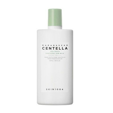 Солнцезащитное молочко для проблемной кожи Skin1004 Madagascar Centella Tea-Trica Soothing Sun Milk 50 мл 6799 фото